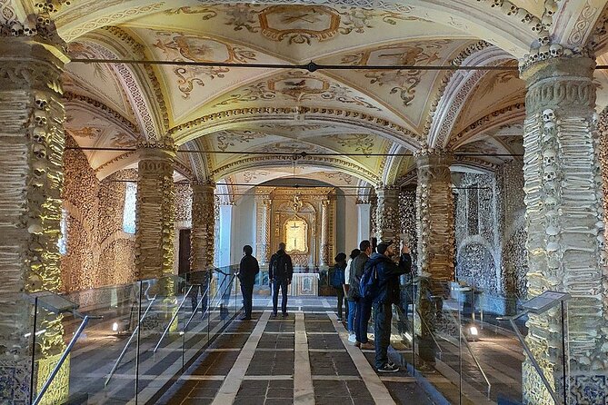 Private Tour all day Evora from Lisbon - Exploring Monsaraz Castle and Its Fortifications