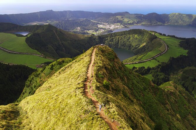 Private Tour - All of the West & Sete Cidades Volcano - Cliff Views at Miradouro da Ponta do Escalvado