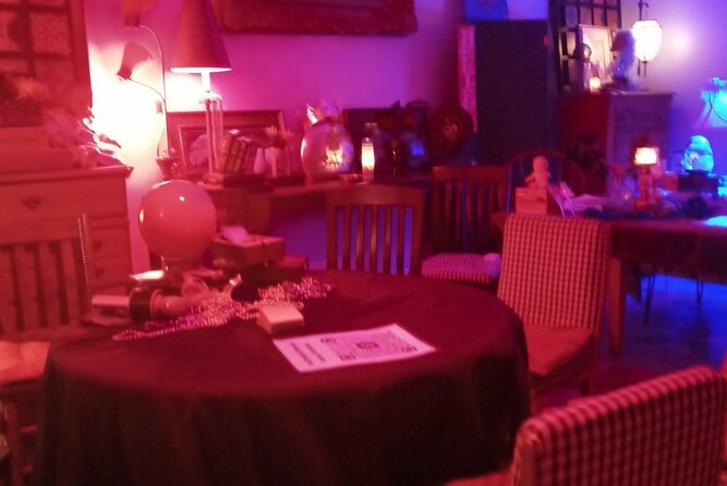 Private Tour and Seance at the House on Bourbon - Practical Details and Meeting Point