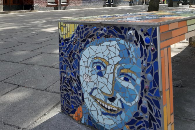 Private Tour: Anne Frank Walking Tour of Amsterdam - The Frank Family’s Past Residence: A Window into Their Life