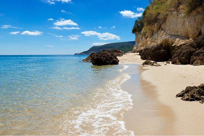 Private Tour: Arrábida Natural Park and Sesimbra Day Trip from Lisbon - Key Points