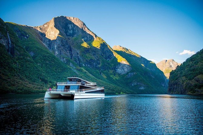 Private tour, Bergen to Oslo - Nærøyfjord Cruise & Flåm Railway - The Electric Future of the Fjords Cruise to Flåm