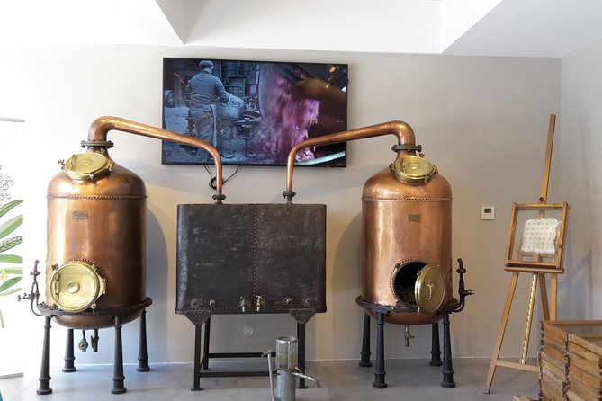 Private tour by private car: Grasse, Cannes, Antibes - Scenic Drive in a Classic Citroën Traction Avant