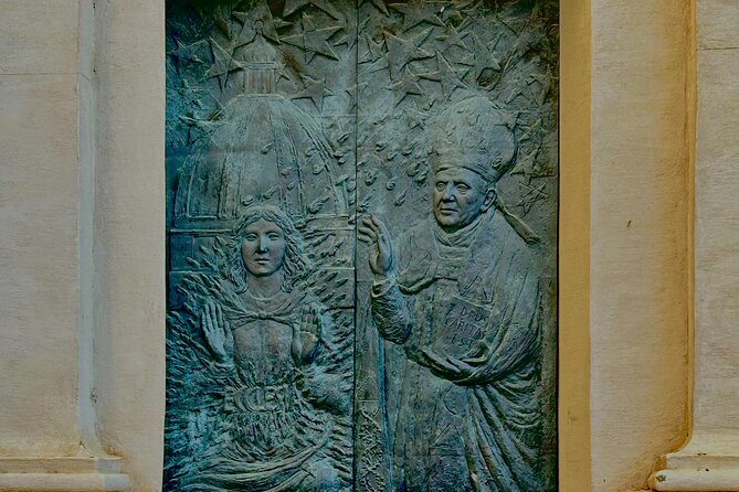 Private Tour Castel Gandolfo, Frascati with Wine Tasting - Optional Visit to the Gardens of the Papal Summer Residence