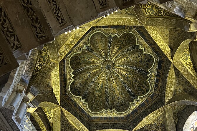 Private Tour Cathedral of Cordoba Mosque and Historic Center - In-Depth Visit to the Mezquita Cathedral de Cordoba