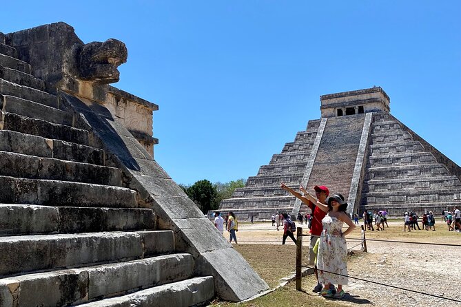 Private Tour Chichen Itzá and Cenote plus Valladolid Magic town - Discovering Chichen Itza with a Private Guide