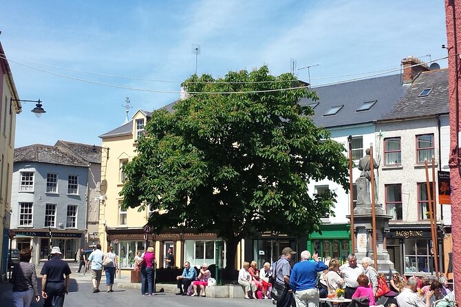 Private Tour: Classic Cork Tour visiting Blarney Castle & Kinsale - Shopping at Blarney Woollen Mills