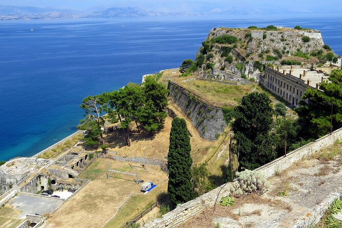 Private Tour Corfu, Achilleion Palace, Mon Repo, Kanoni, Old Town - Mouse Island and Kanoni: Iconic Photo Moments