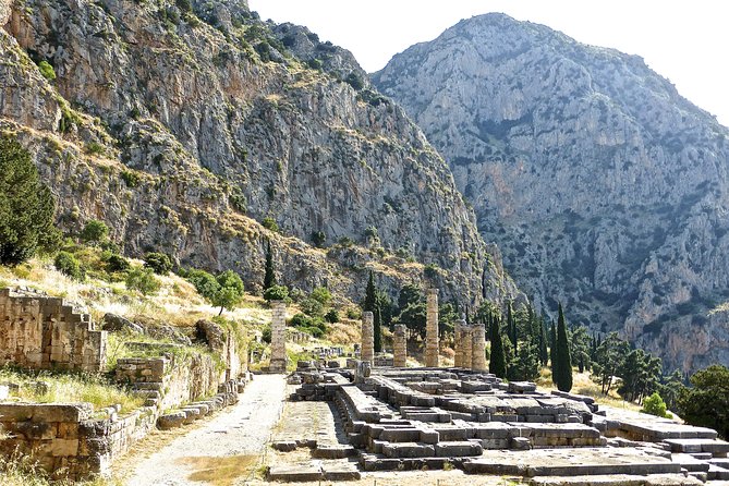 Private Tour: Delphi Day Trip from Athens Including wonderful local Lunch - Physical Requirements and Accessibility