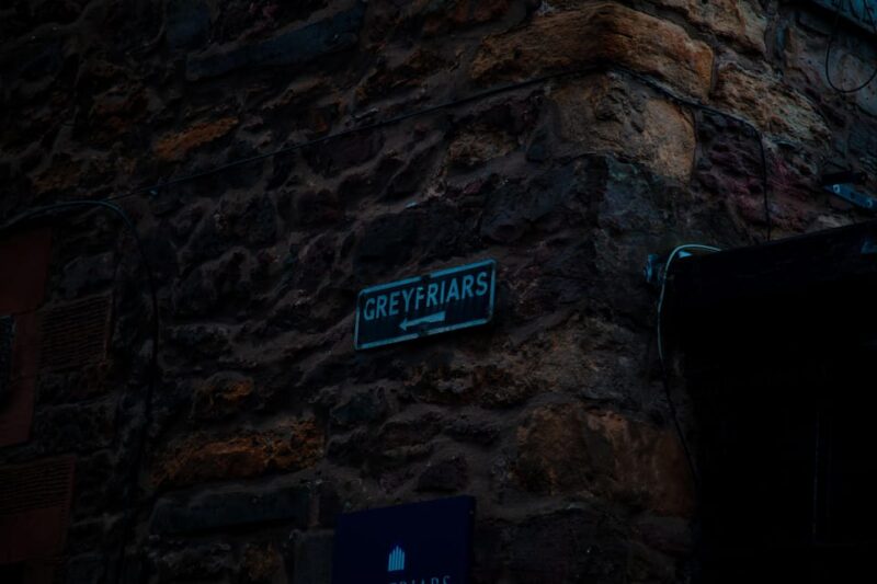 Private tour: discover the city which inspired Harry Potter - Meeting Point and Walk Details