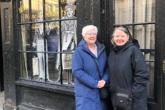 Private Tour: Downton Abbey London Locations by Taxi - Visiting Kensington Palace and the Genteel Shopping Districts