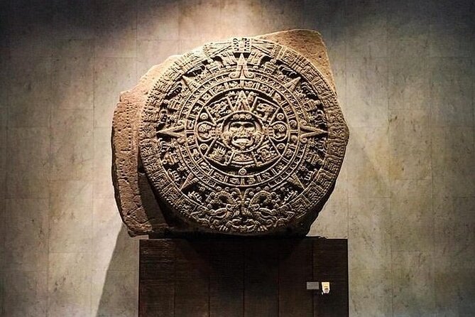 PRIVATE Tour Downtown & Anthropology Museum & Chapultepec Castle - Iconic Landmarks Along Reforma Avenue: El Ángel and Alameda Central