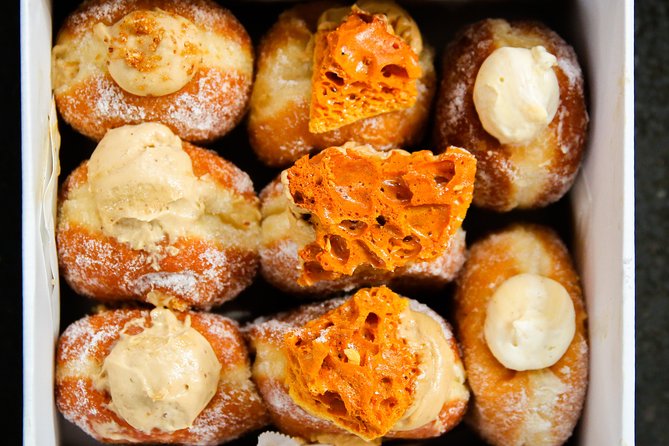 Private Tour : Eat British Foods & See Thirty Top Sights - Horse Guards Parade and St. James Park Views