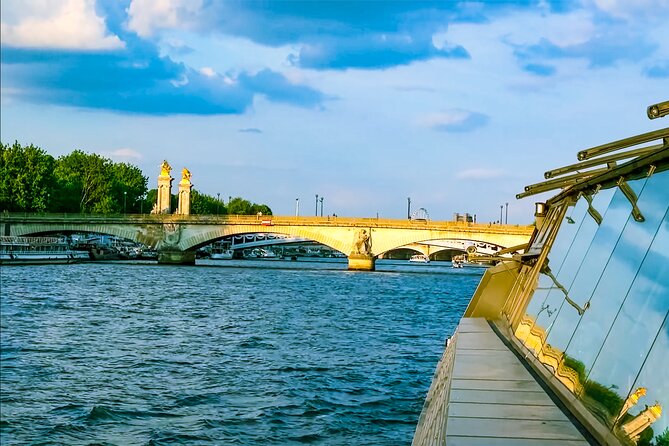 Private Tour, Eiffel Tower Lunch, Summit & Seine Cruise Options - Strengths and Limitations of the Parisian Package
