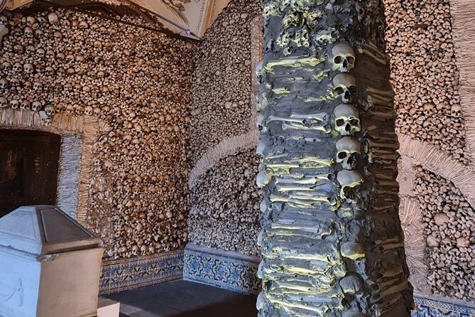 Private Tour Évora - Wine tasting, History & some secrets - Key Points