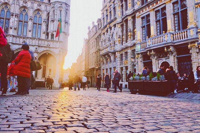 Private Tour: Experience the Christmas Magic in Brussels - Wandering Through Traditional Markets and Festive Streets