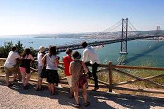 Private Tour: Explore the Places and the Unseen Sides of Lisbon - Starting the Day with Lisbon’s Famous Pastries at Pastéis de Belém