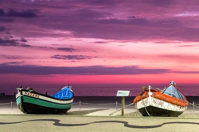 Private Tour Fatima, Nazaré, Batalha and Óbidos - Comfortable, Connected Transportation with Top Guides