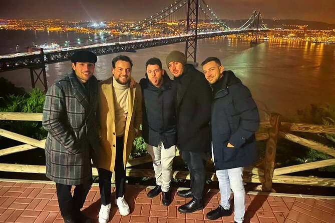 Private Tour Fátima, Óbidos, Nazaré, Natural Caves with Drinks - Pacing and Flexibility: Balance Between Highlights and Time