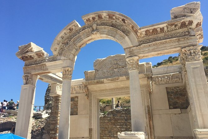 Private Tour FOR CRUISE GUESTS: Best of Ephesus Private Tour / SKIP THE LINE - The Experience: Site Highlights and Photo Opportunities