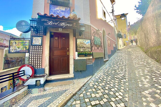PRIVATE Tour From Lisbon: SINTRA & Cascais - A 4-hour Adventure - The Tour Starts at Your Hotel or Cruise Port in Lisbon