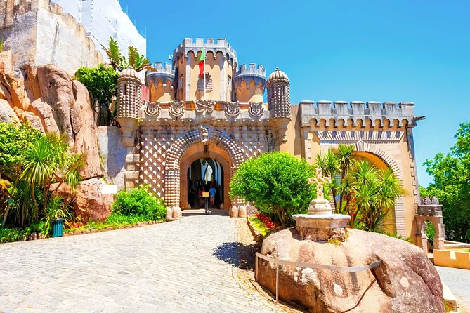 Private tour from Lisbon:Sintra Pena Palace Cabo da Roca, Cascais - Timing and Pacing of the Day