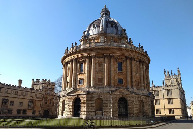 Private Tour from London Blenheim Oxford Cotswold with passes - Burford: Georgian Elegance and Historic High Street