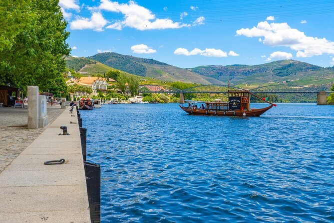 Private tour from Porto to Duoro Valley (Peso da Regua & Pinhao) - An Intimate Day Trip from Porto to the Douro Valley