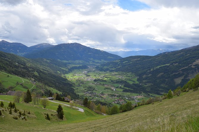 Private tour from Salzburg with the end of the tour in Venice - Scenic drive through the Austrian Alps and Carinthia region