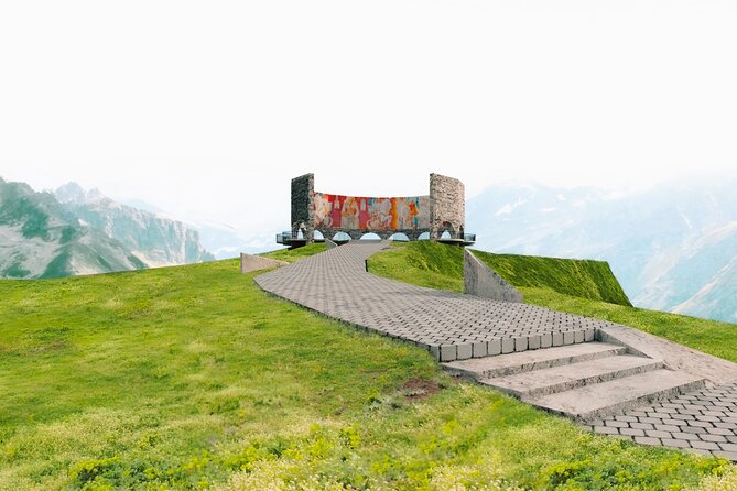 Private Tour from Tbilisi to Kazbegi and Gudauri - The Mountain Town of Stepantsminda and Mount Kazbek