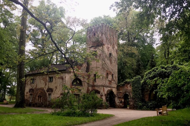 Private Tour From Warsaw: owicz Mazovian Countryside - Quality and Value: Included Fees and Lunch