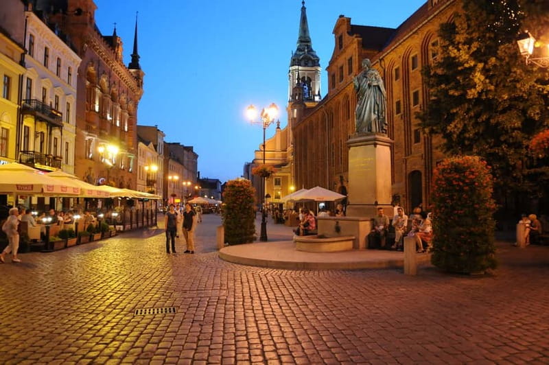 Private tour from Warsaw to Torun - The Convenience of Private Transportation and Guide