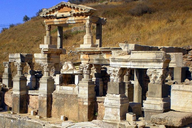 Private Tour: Full-Day Ephesus Highlights from Kusadasi - Exploring the Iconic Ephesus Terrace Houses