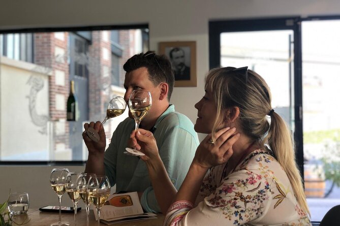 Private tour: Full Day Veuve Clicquot to Reims or Epernay region - French Lunch with Champagne Pairings