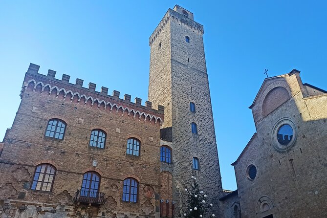 PRIVATE TOUR: Full-Day Volterra & San Gimignano with Wine Tasting Experience - Discovering San Gimignano’s Medieval Towers