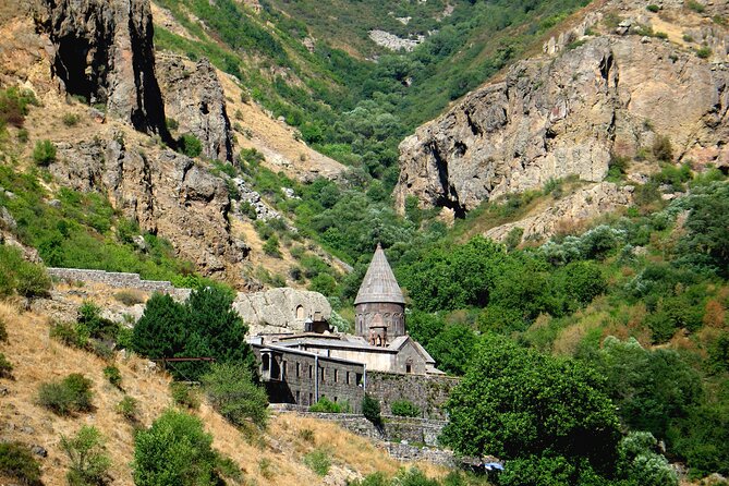 Private tour: Garni, Geghard, Symphony of Stones - Weather, Accessibility, and Tips