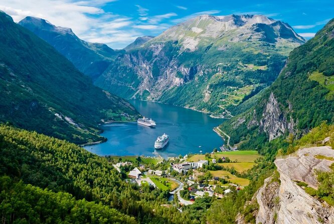 Private tour Geiranger and Glaciers 1 to 15 people - Discover Norway’s Natural Wonders with a Private Geiranger and Glacier Tour