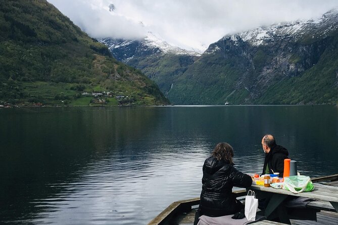 Private tour Geiranger and Glaciers 1 to 15 people - Ornevegen (Ornesvingen): A Melancholic Mountain Vista