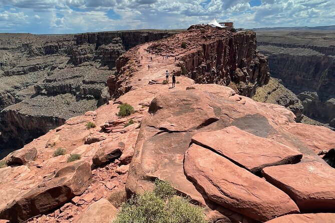 Private Tour: Grand Canyon and Hoover Dam from Las Vegas - Guides Who Make the Difference