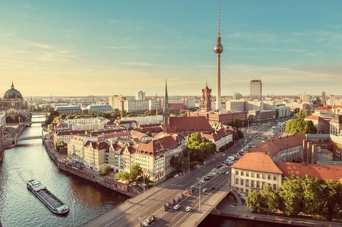 Private Tour Guide Berlin with a Local: Kickstart your Trip, Personalized - Key Points