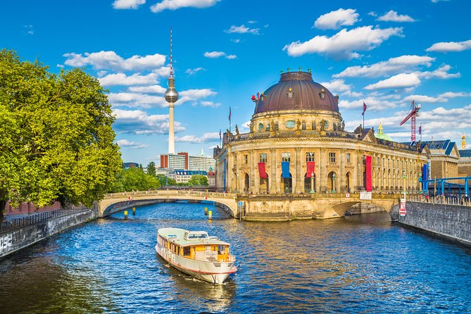 Private Tour Guide Berlin with a Local: Kickstart your Trip, Personalized - Knowledgeable Guides Who Connect Personally