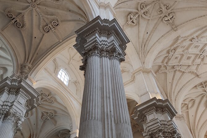 Private Tour: Historic Center of Granada - Logistics and Accessibility