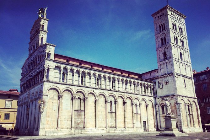 Private Tour: Historic Lucca by bike - Exploring the Piazza Anfiteatro