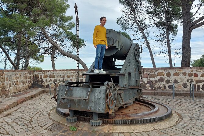 Private tour in Barcelona - Visiting Iconic Gaudí Architecture: Casa Batlló and Casa Milà