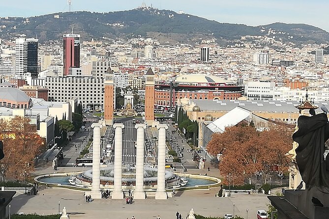 Private tour in Barcelona - Viewing the Sagrada Familia from Outside