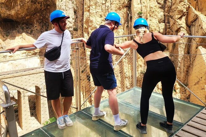 Private Tour in Caminito del Rey from Marbella or Malaga - Starting the Trek at El Kiosko Near the Entrance