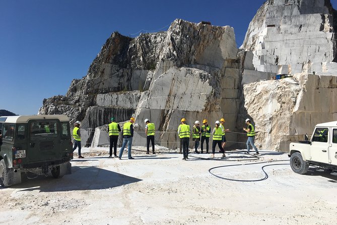 PRIVATE tour in Carrara marble quarries with 4x4 vehicles - Logistics and Practical Tips