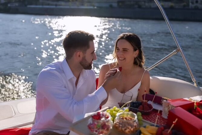 Private Tour in Douro, with tasting,on a Yacht for up to 5 People - Scenic Stops for Photos and Natural Highlights