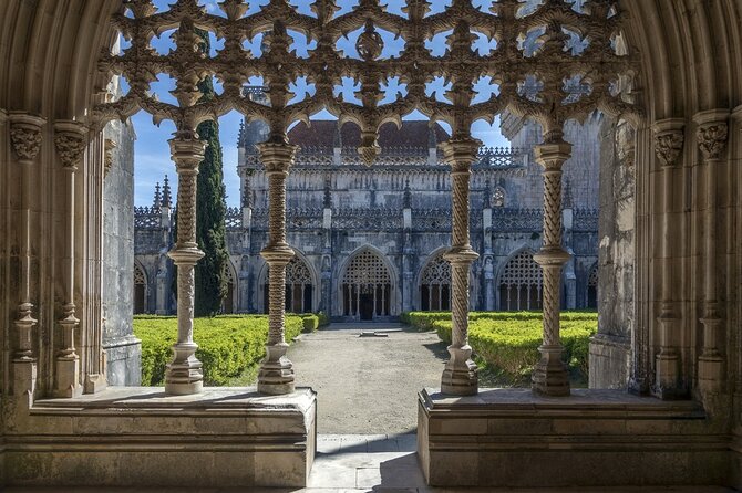 Private Tour in Fátima, Nazaré and Óbidos from Lisbon - Óbidos: Portugal’s Medieval Treasure