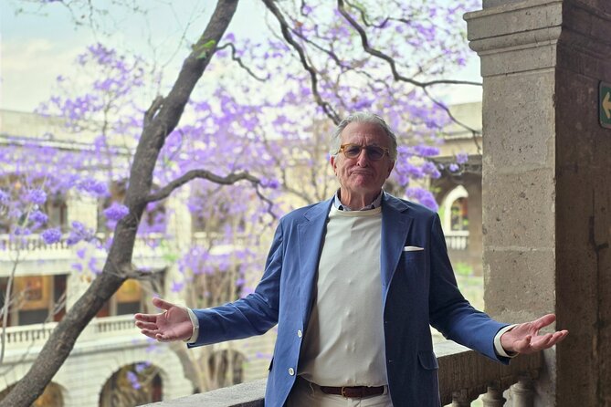 Private Tour in Mexico City with an Award Winning Author - The Personal Touch: Francisco’s Storytelling and Local Knowledge